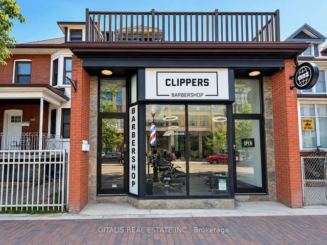 Office at 884 College Street, Toronto, ON M6H 1A3, Toronto C01