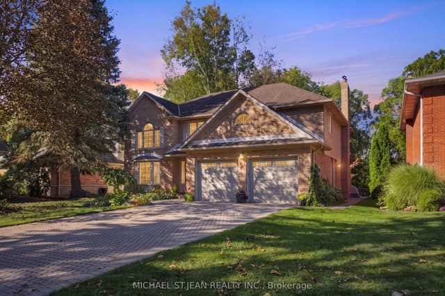 Detached at 152 Seymour Drive, Hamilton, ON L9G 4N6