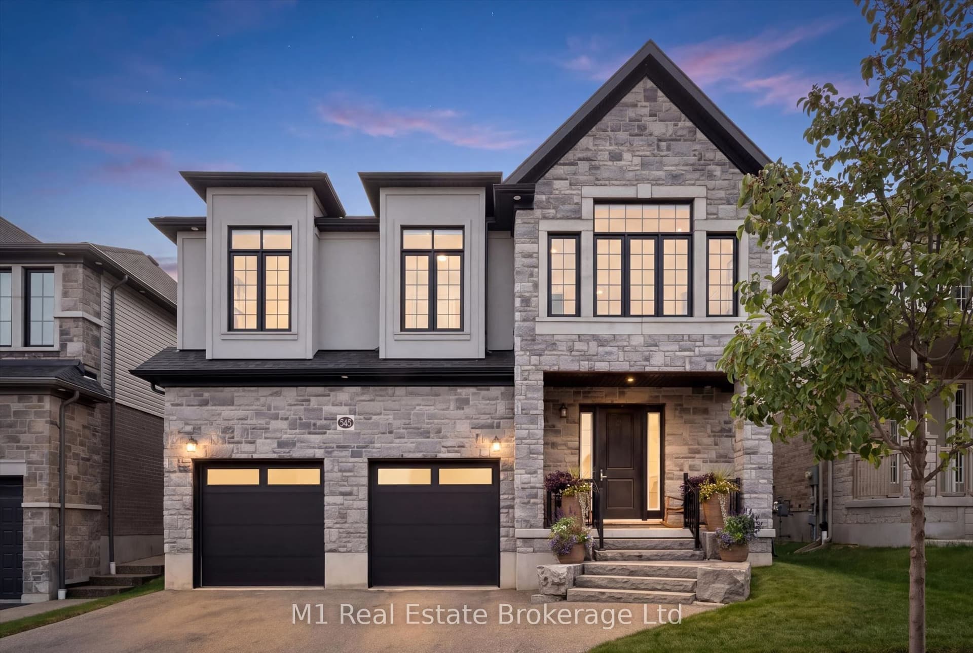 545 Bridgemill Cres