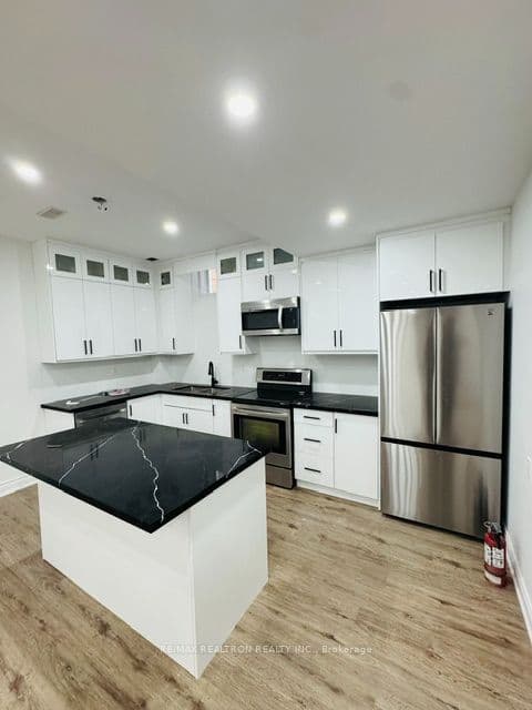 Detached at 52 Foley Crescent Basement, Vaughan, ON L6A 4Y8