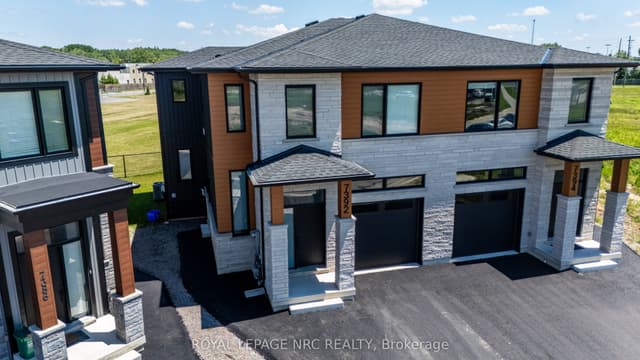 Semi-Detached at 7392 Splendour Drive, Niagara Falls, ON L2H 3V7