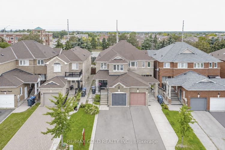 36 Summerdale Crescent