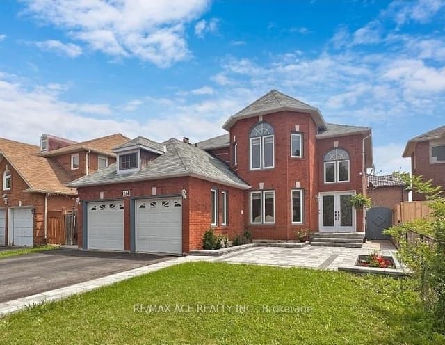 Detached at 26 Brownridge Court N, Brampton, ON L6W 4L4