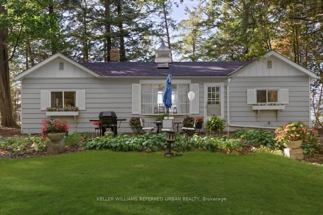 Detached at 25180 Maple Beach Road, Brock, ON L0K 1A0