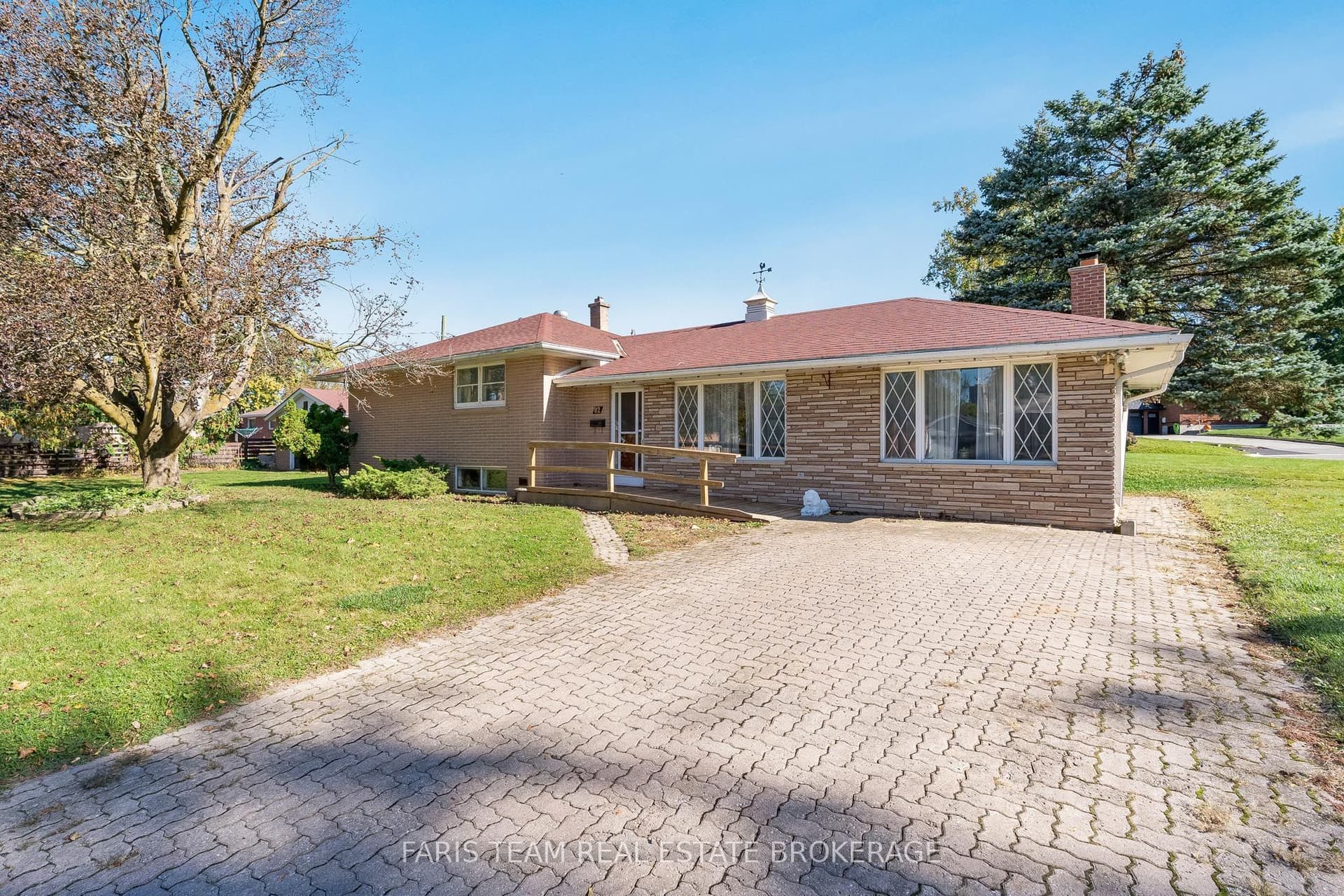 82 Oakley Park Sq