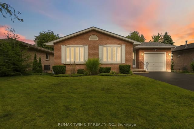 Detached at 22 Allensgate Drive, Brantford, ON N3V 1C8