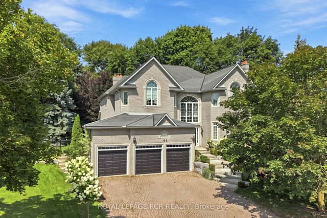 Detached at 193 Sherwood Place, Newmarket, ON L3Y 8E5