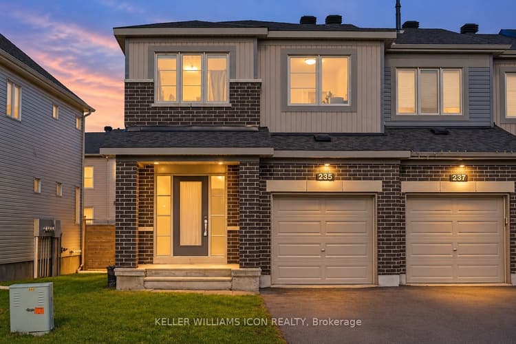 235 Bandelier Way
