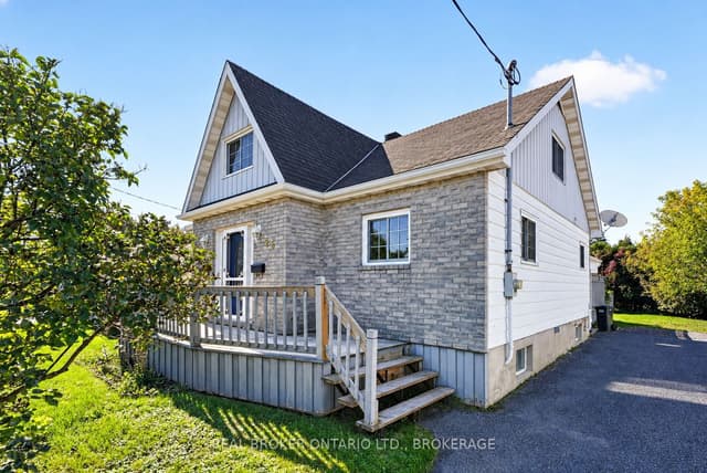 Detached at 25 Dunbar Avenue, Cornwall, ON K6H 5M6