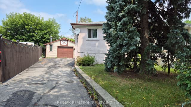 Semi-Detached at 314 Browndale Crescent, Richmond Hill, ON L4C 3J2