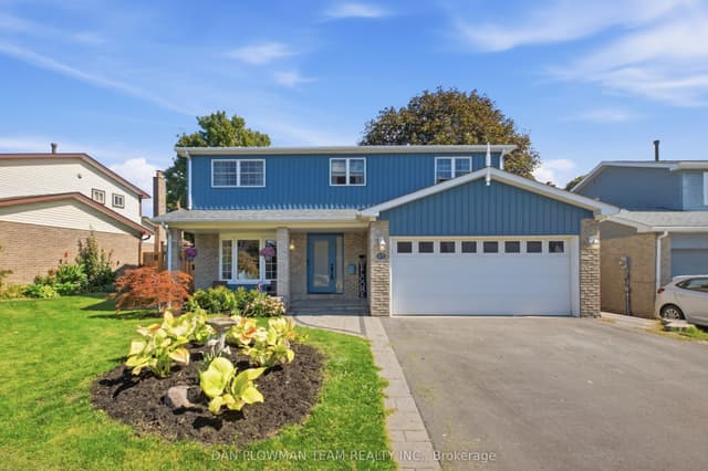 Detached at 17 Rhonda Boulevard, Clarington, ON L1C 3W3