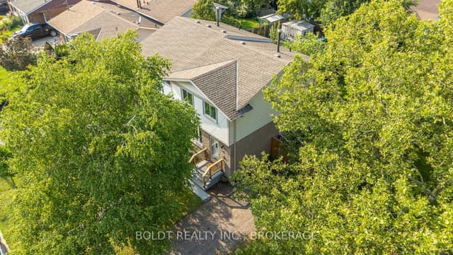 Semi-Detached at 47 Brackencrest Road, St. Catharines, ON L2P 3K7