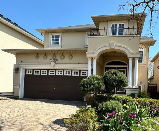 Detached at 2488 Millstone Drive, Oakville, ON L6M 0H6