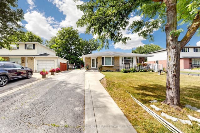 Semi-Detached at 25 Graymar Road, Brampton, ON L6S 1Z7