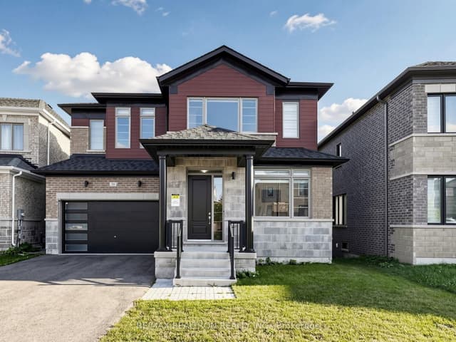 Detached at 20 Fair Winds Lane, East Gwillimbury, ON L9N 0V5
