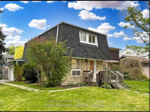 Detached at 25 Ivanic Court, Whitby, ON L1N 6E3