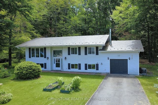 Detached at 319 Riverwood Drive, Constance Bay - Dunrobin - Kilmaurs - Woodlawn, ON K0A 3M0