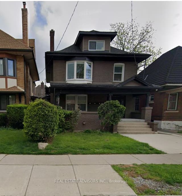 Triplex at 5 Maplewood Avenue, Hamilton, ON L8M 1W3