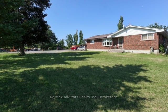 Detached at 4175 Highway 35 N, Kawartha Lakes, ON K0M 1G0