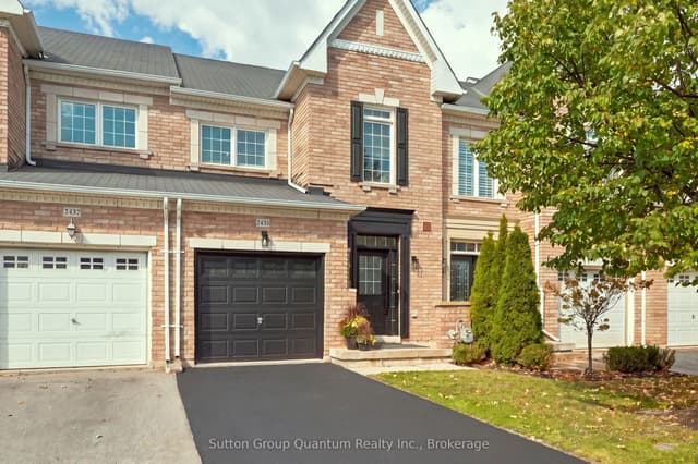 Att/Row/Townhouse at 2435 Montagne Avenue, Oakville, ON L6M 0J4