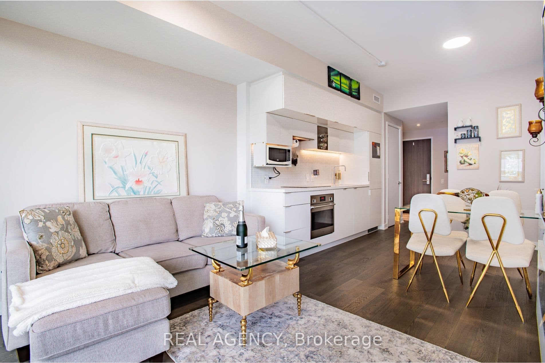 Suite 2512 · Floor 25, Unit 2512 · 185 Roehampton Ave