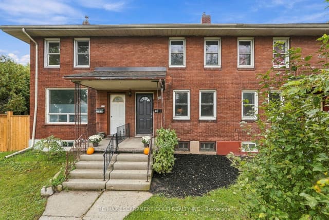 Att/Row/Townhouse at 197 Lincoln Street, Welland, ON L3B 4M8