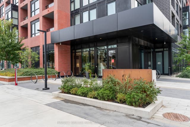 Condo Apartment at 8 Tippett Road 1105, Toronto, ON M3H 0E7, Toronto C06