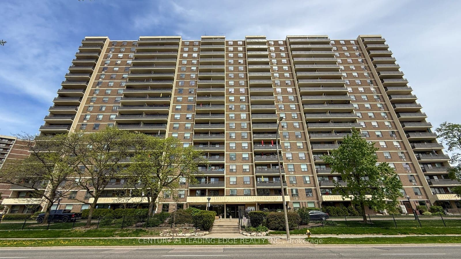 Unit 1908 · 511 The West Mall Rd