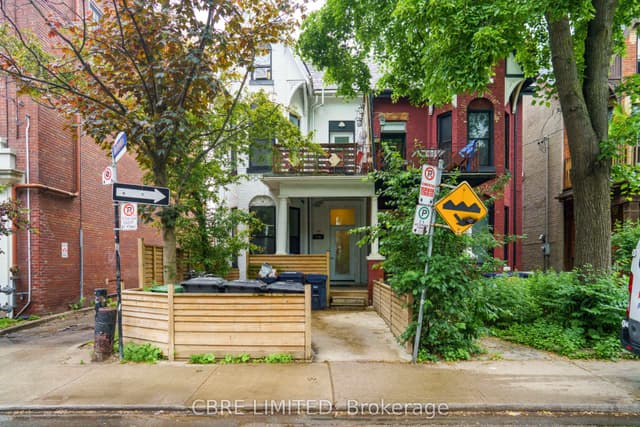 Investment at 400 Euclid Avenue, Toronto, ON M6G 2S9, Toronto C01