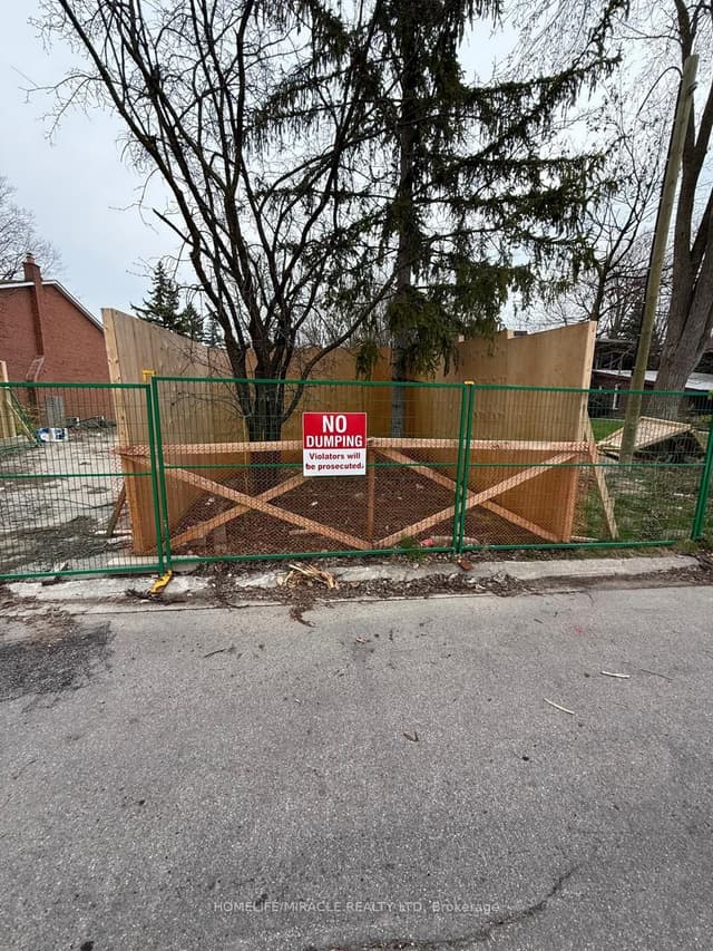 Vacant Land at 5 Mylesview Place, Toronto, ON M2N 2M7, Toronto C07