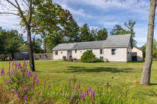 Detached at 223 Bernard Avenue, Fort Erie, ON L0S 1N0
