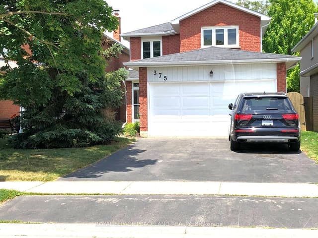 Detached at 375 Pickering Crescent, Newmarket, ON L3Y 8G8