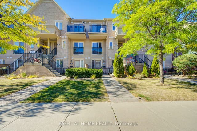 Condo Townhouse at 4975 Southampton Drive 323, Mississauga, ON L5M 8E4