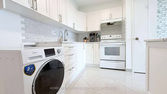 Condo Apartment at 4645 Jane Street 909, Toronto, ON M3N 2K9, Toronto W05