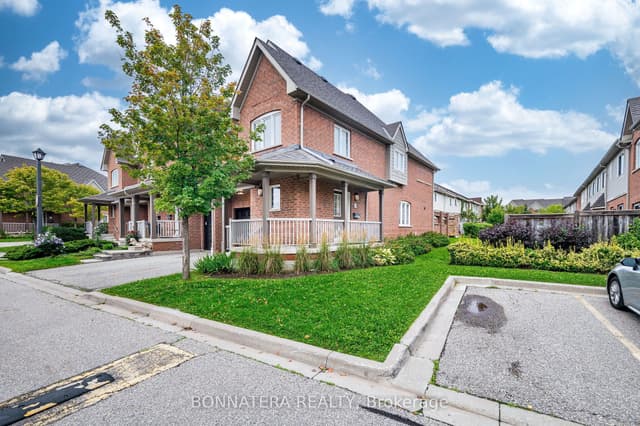 Condo Townhouse at 5255 Palmetto Place 59, Mississauga, ON L5M 0H2