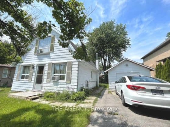 Detached at 56 Sylvan Crescent, Richmond Hill, ON L4E 3A1
