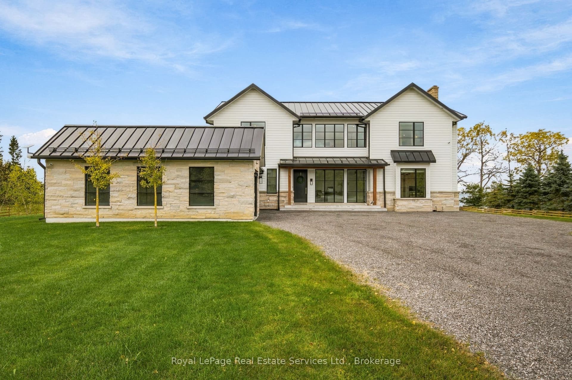 104 Nawautin Dr