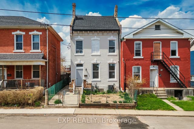 Detached at 125 Cathcart Street, Hamilton, ON L8L 5A1