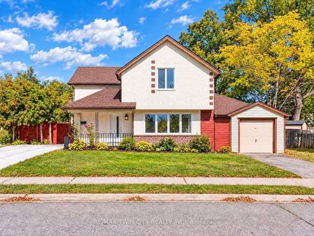 Detached at 116 Victoria Avenue, Cambridge, ON N1S 1X9
