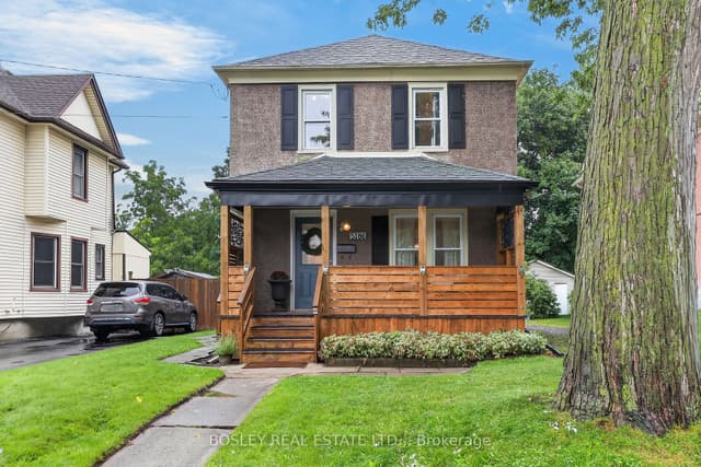 Detached at 5186 Mcglashan Crescent, Niagara Falls, ON L2E 3W9