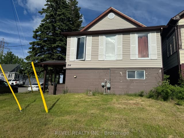 Detached at 204 Laidlaw Street, Timmins, ON P4N 2P8