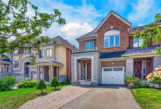 Att/Row/Townhouse at 112 Lacewood Drive, Richmond Hill, ON L4S 0E6