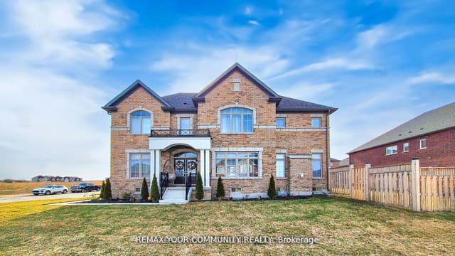 Detached at 1072 Wickham Road, Innisfil, ON L9S 0P8