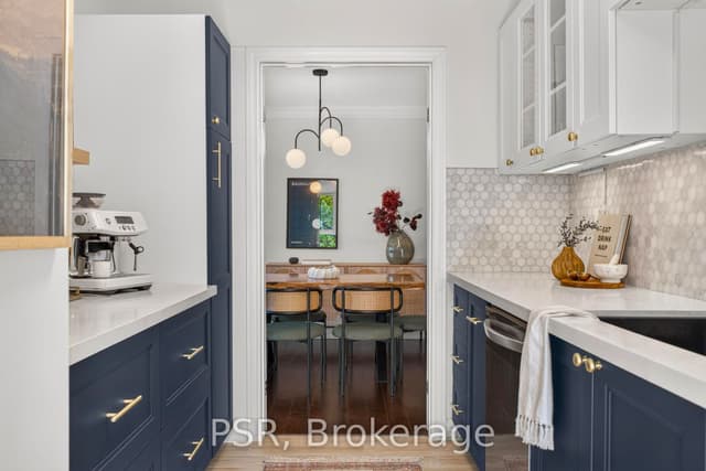 Condo Townhouse at 2 Powderhorn Mill Way, Toronto, ON M2L 1R8, Toronto C12