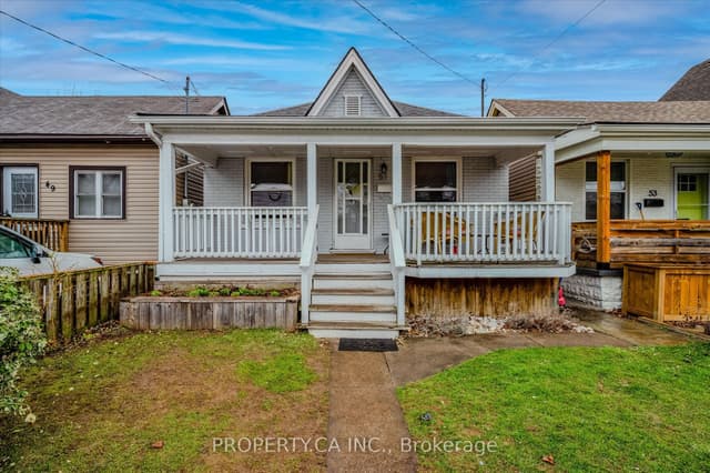 Detached at 51 Fairview Avenue, Hamilton, ON L8L 7B7