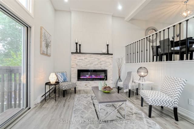 Condo Townhouse at 7251 Copenhagen Road 73, Mississauga, ON L5N 2H6
