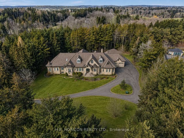 Detached at 13045 Jane Street, King, ON L7B 1A3