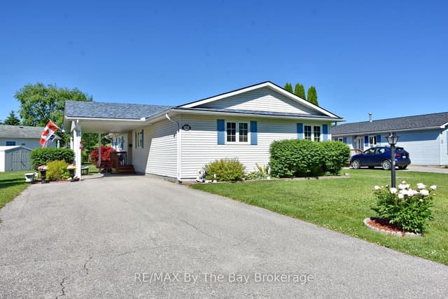 Modular Home at 12 Indiana Avenue, Wasaga Beach, ON L9Z 3A8