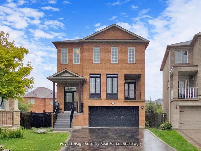 Detached at 128 Daiseyfield Crescent, Vaughan, ON L4H 2T7