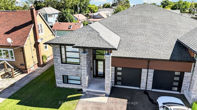 Semi-Detached at 230 KNOLL Street, Port Colborne, ON L3K 5B6